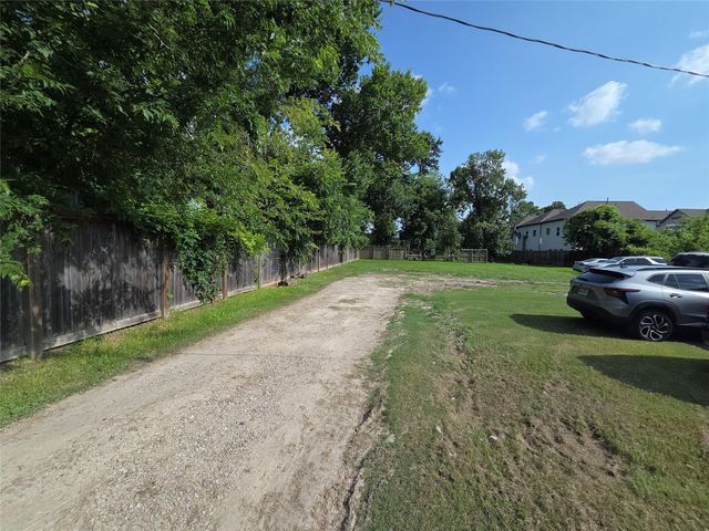701 Mansfield Street, Houston, TX 77091