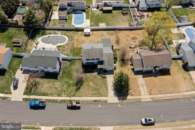 17 BRANDYWINE RD, Clementon, NJ 08021