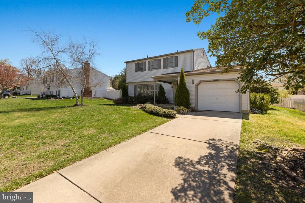 17 BRANDYWINE RD, Clementon, NJ 08021
