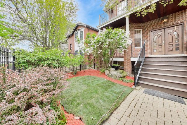 1620 N Artesian Avenue, Chicago, IL 60647