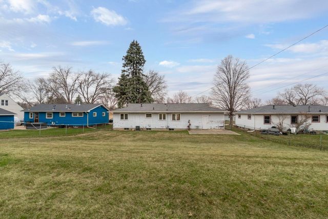 1746 Patton Avenue, Waterloo, IA 50702