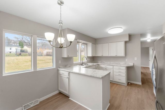 1746 Patton Avenue, Waterloo, IA 50702