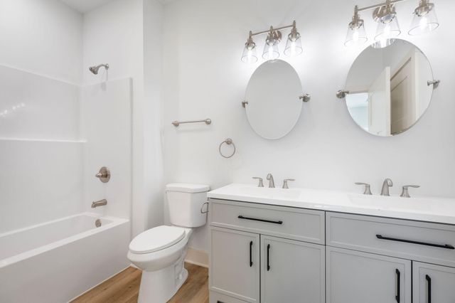 4058 Red Oak, Merriam Woods, MO 65740