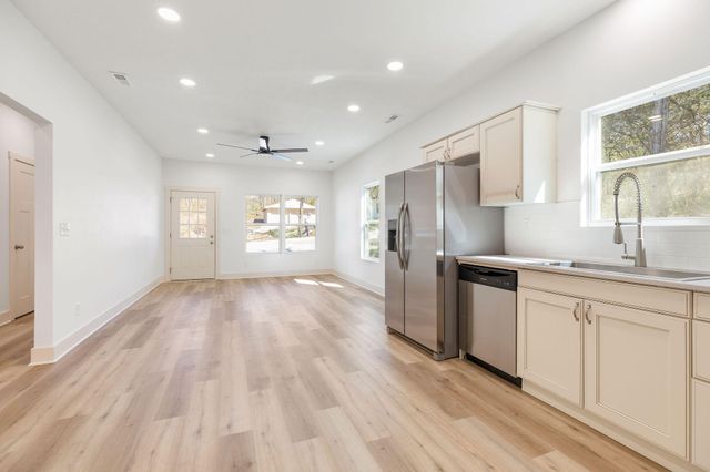 4058 Red Oak, Merriam Woods, MO 65740