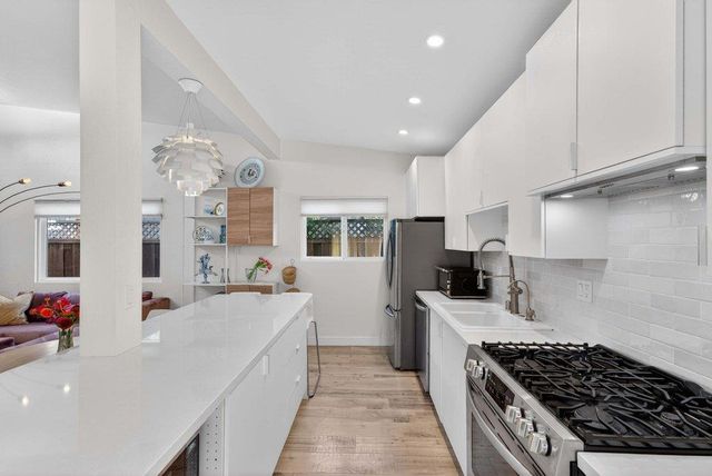 118 Rankin Street, Santa Cruz, CA 95060