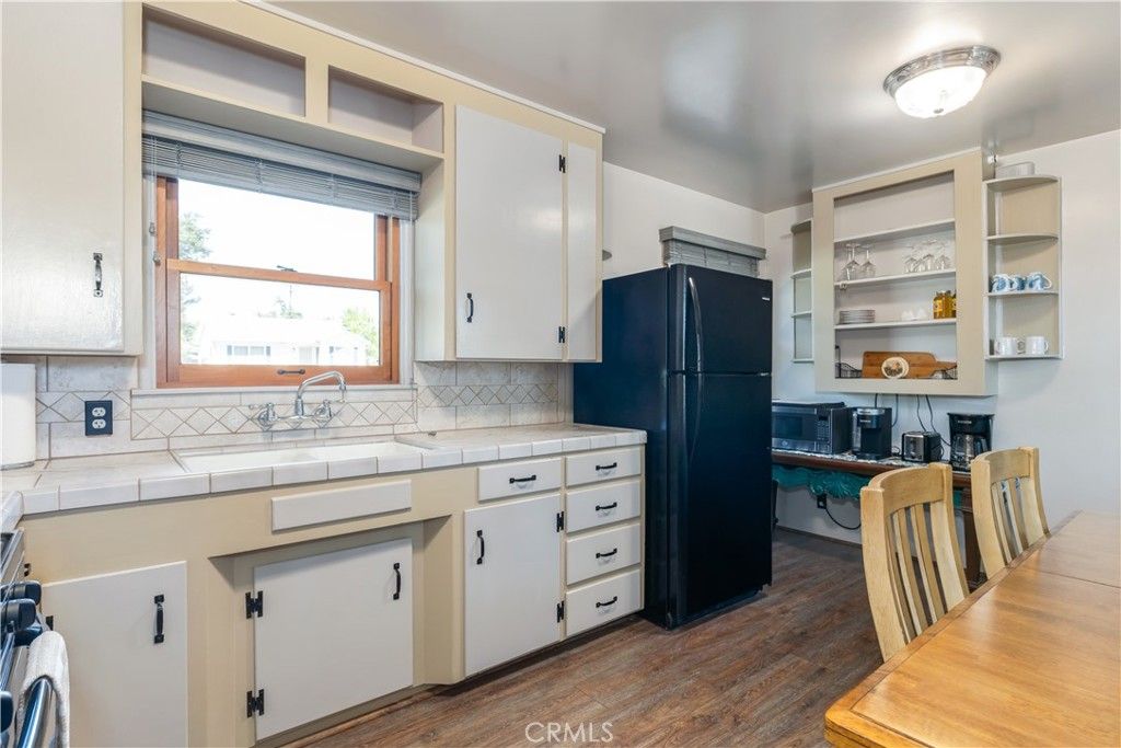 Image 15 of property listing at 240 Oak, Paso Robles, CA 93446