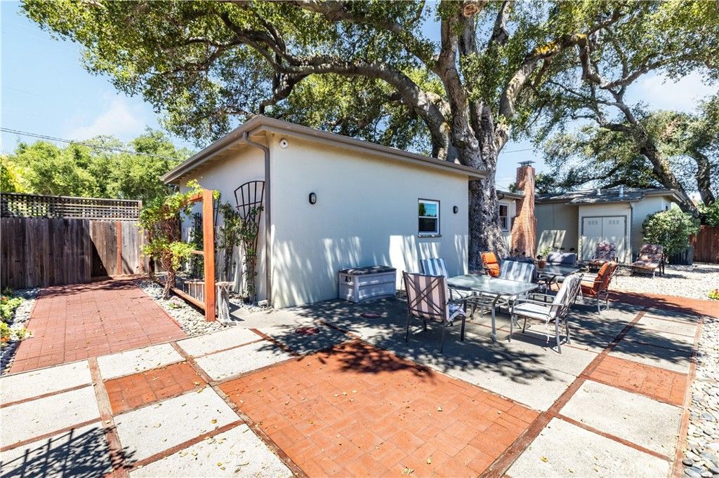 Image 34 of property listing at 240 Oak, Paso Robles, CA 93446