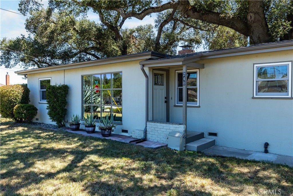 Image 3 of property listing at 240 Oak, Paso Robles, CA 93446