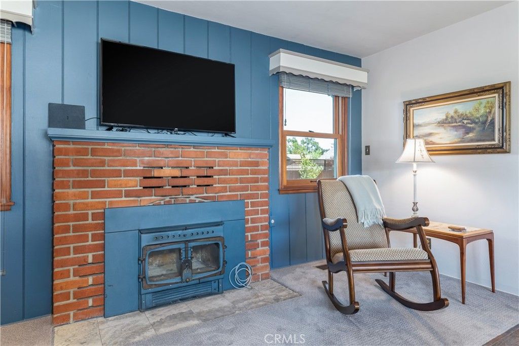 Image 7 of property listing at 240 Oak, Paso Robles, CA 93446