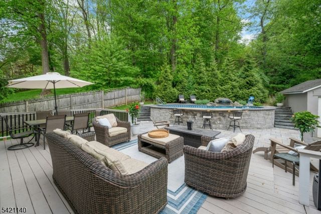 744 River Rd, Chatham Twp., NJ 07928