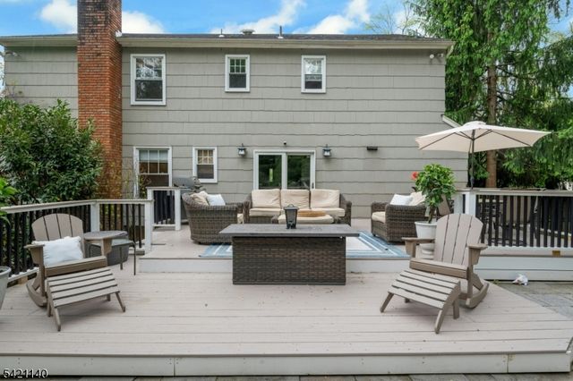 744 River Rd, Chatham Twp., NJ 07928