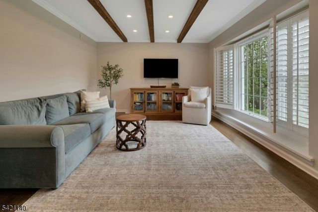 744 River Rd, Chatham Twp., NJ 07928