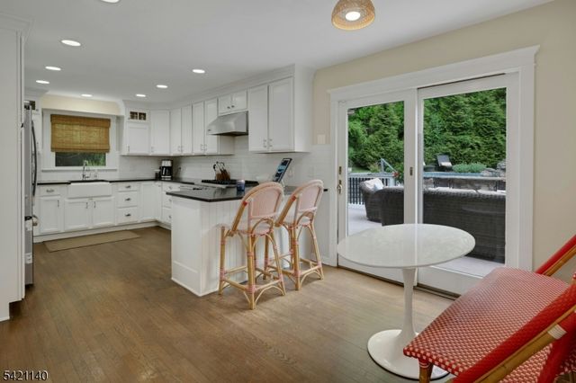 744 River Rd, Chatham Twp., NJ 07928