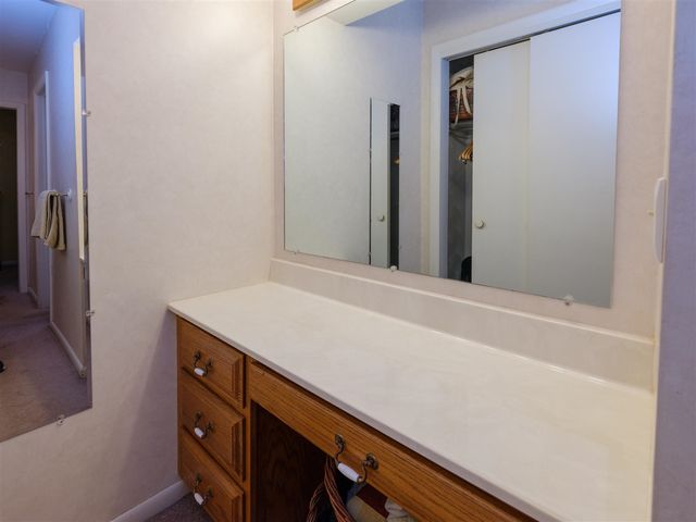 726 Sycamore Bend, Plainwell, MI 49080
