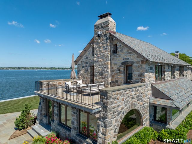 123 Saddle Rock Road, Stamford, CT 06902