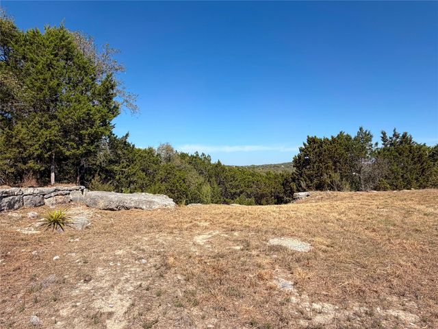 124 Calhoon CT, Canyon Lake, TX 78133