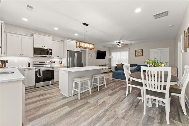 7280 Log Cabin Road, Cumming, GA 30028