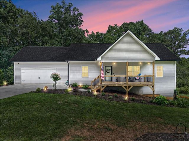 7280 Log Cabin Road, Cumming, GA 30028