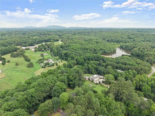 7280 Log Cabin Road, Cumming, GA 30028