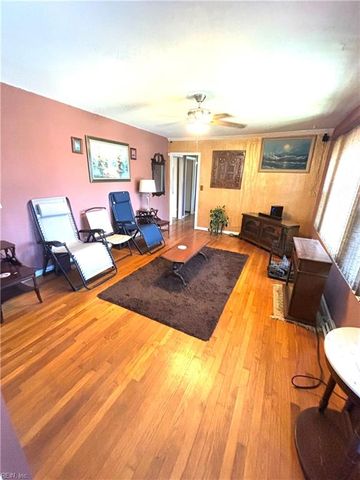 267 Fair Meadows RD, Virginia Beach, VA 23462