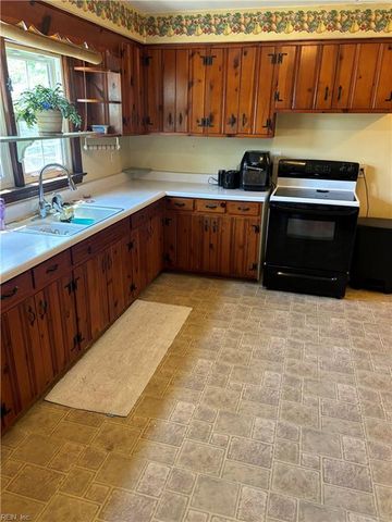 267 Fair Meadows RD, Virginia Beach, VA 23462