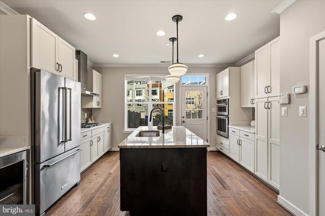 680 KENNETH ST NE, Washington, DC 20017