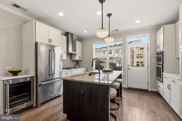 680 KENNETH ST NE, Washington, DC 20017