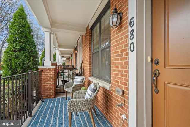 680 KENNETH ST NE, Washington, DC 20017