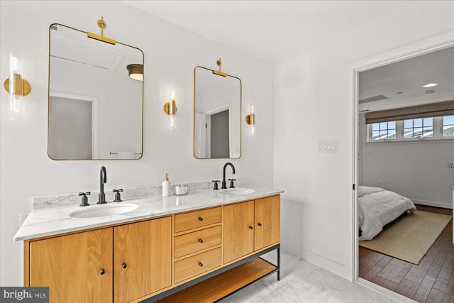 680 KENNETH ST NE, Washington, DC 20017