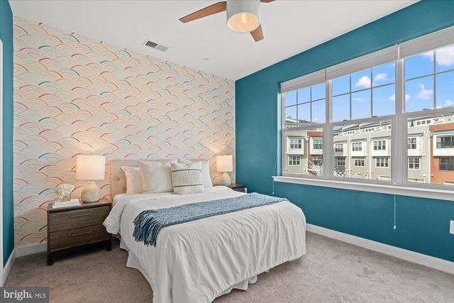 680 KENNETH ST NE, Washington, DC 20017