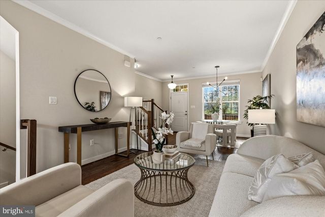 680 KENNETH ST NE, Washington, DC 20017