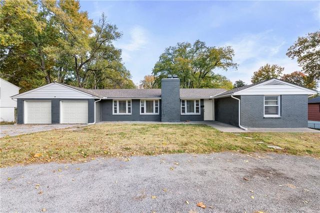 3401 S Denton Road, Independence, MO 64052