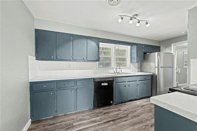 3401 S Denton Road, Independence, MO 64052