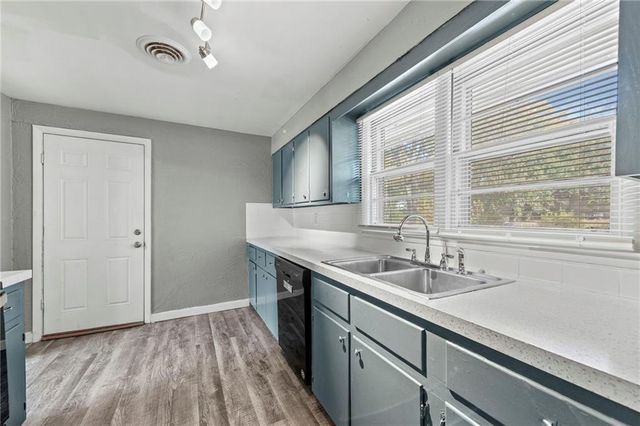 3401 S Denton Road, Independence, MO 64052