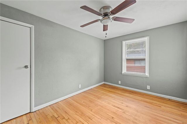 3401 S Denton Road, Independence, MO 64052