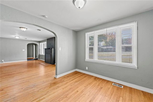 3401 S Denton Road, Independence, MO 64052