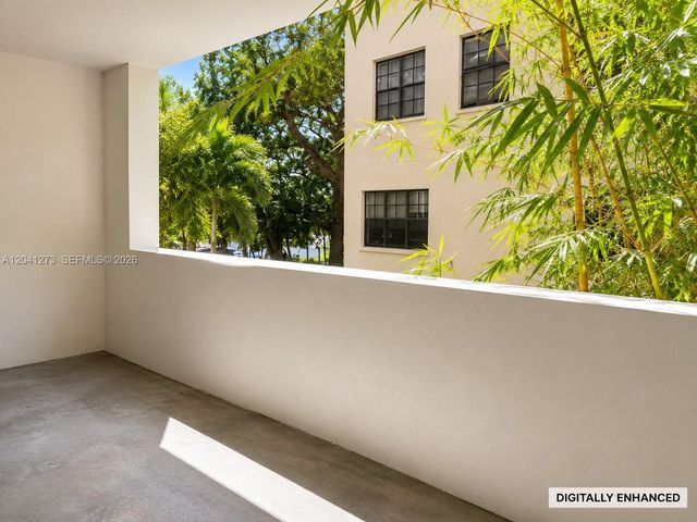 2740 SW 28th Terrace 208, Miami, FL 33133