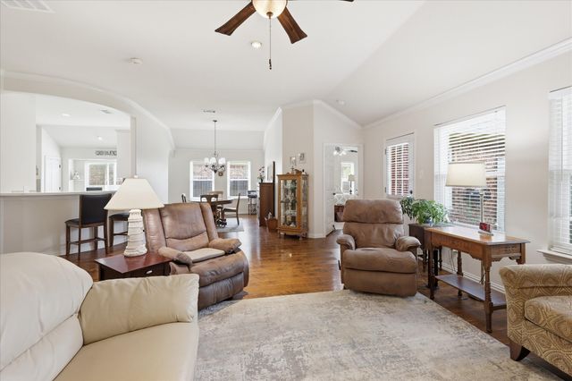 8720 Lariat Circle, Fort Worth, TX 76244
