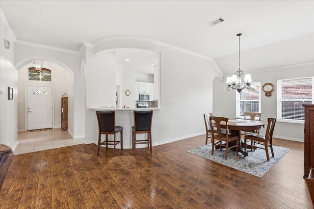 8720 Lariat Circle, Fort Worth, TX 76244