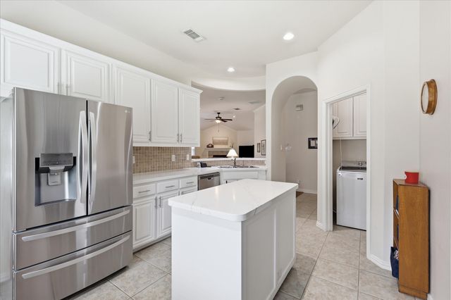 8720 Lariat Circle, Fort Worth, TX 76244