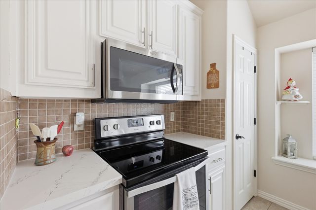 8720 Lariat Circle, Fort Worth, TX 76244