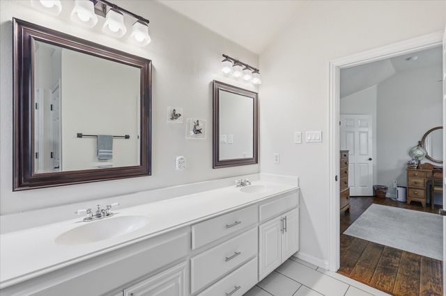 8720 Lariat Circle, Fort Worth, TX 76244