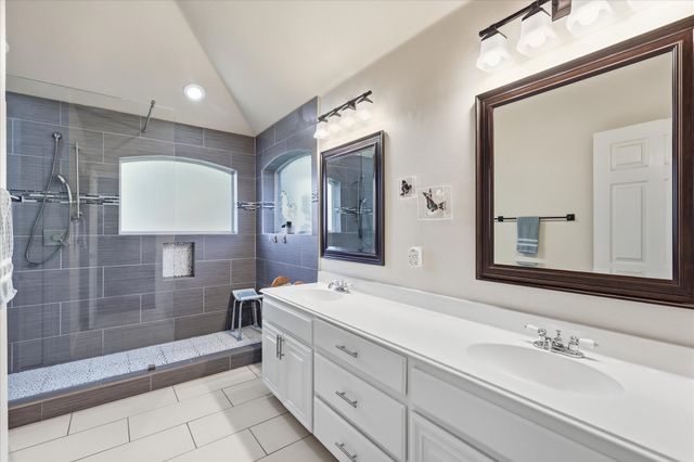 8720 Lariat Circle, Fort Worth, TX 76244