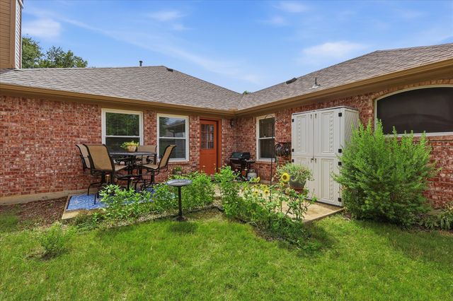 8720 Lariat Circle, Fort Worth, TX 76244