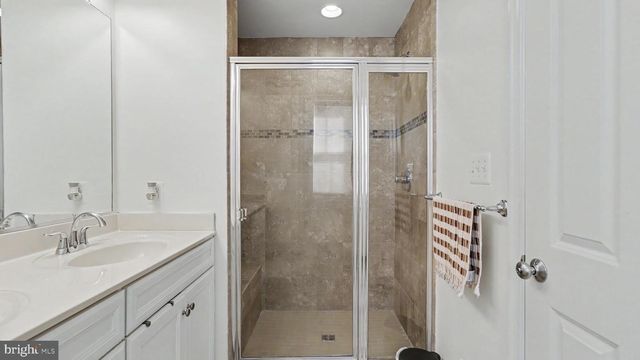 13813 BYRNE PARK DR, Clarksburg, MD 20871
