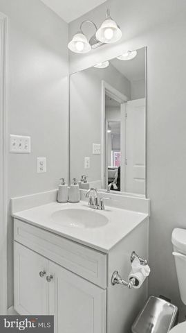 13813 BYRNE PARK DR, Clarksburg, MD 20871