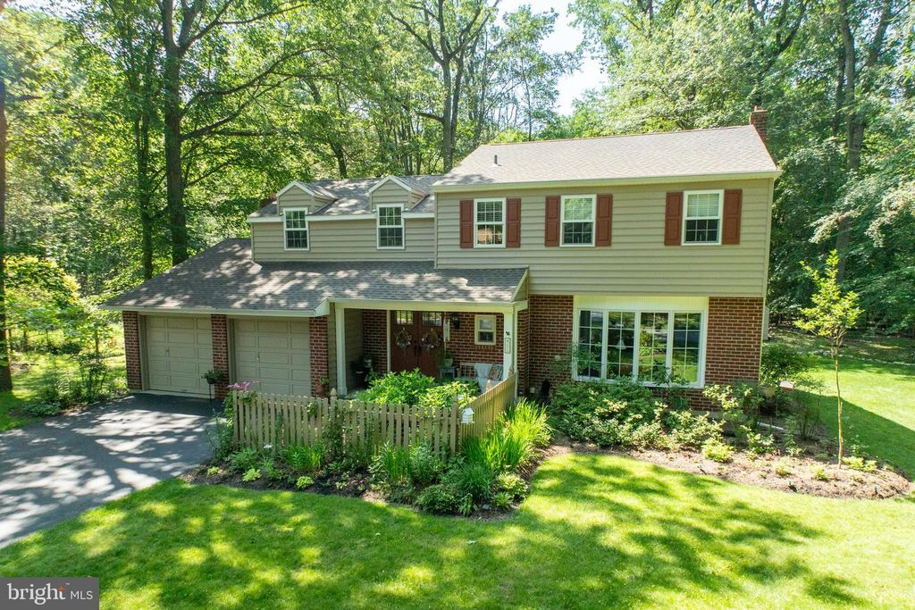 411 RENNARD DR, Exton, PA 19341