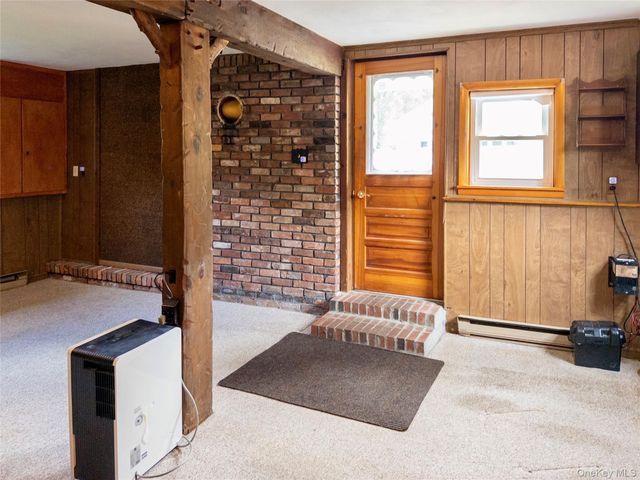 17 Dorett Drive, Wappingers Falls, NY 12590