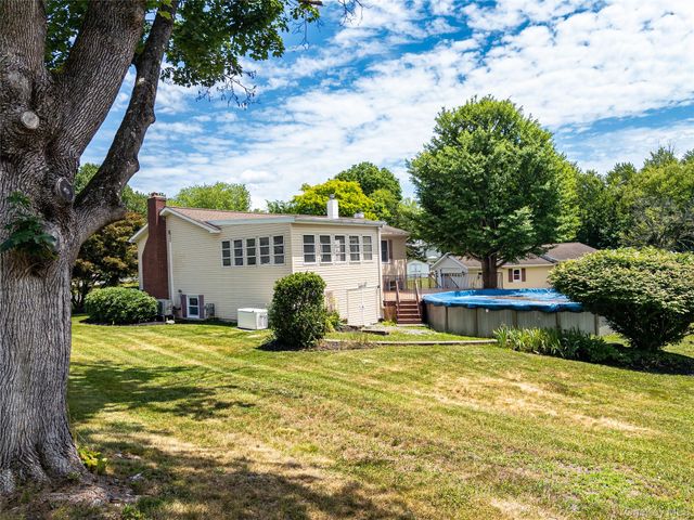 17 Dorett Drive, Wappingers Falls, NY 12590