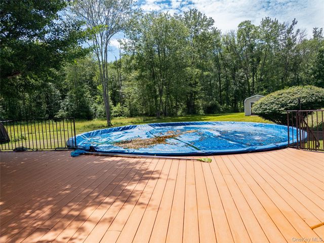 17 Dorett Drive, Wappingers Falls, NY 12590
